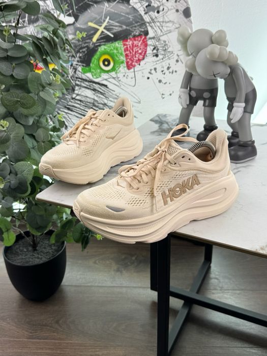 Кросівки Hoka Bondi 9 40 розмір Е13774