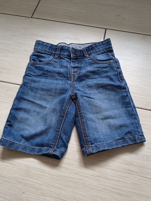 Krótkie spodenki chłopięce 110
