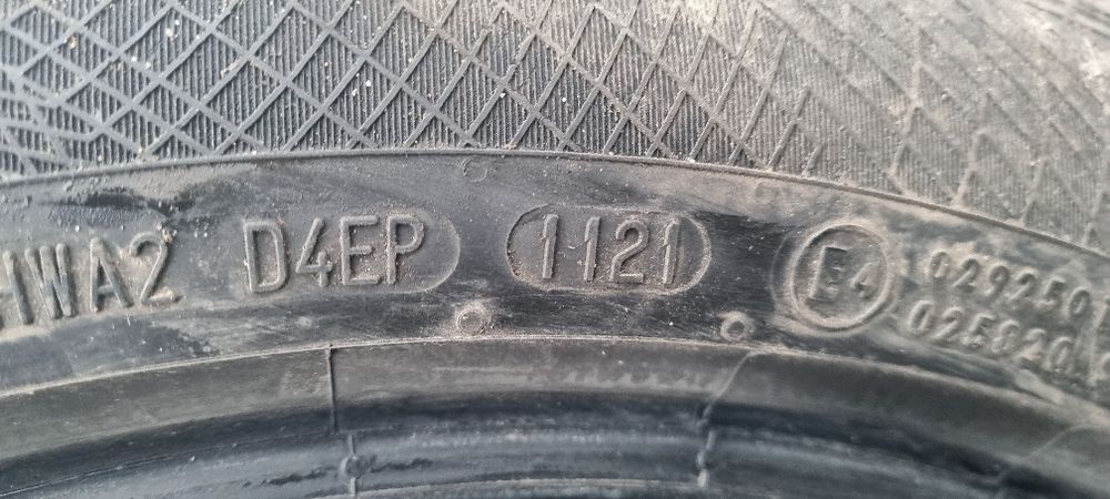 Opony zimowe 245/45/19 Continental