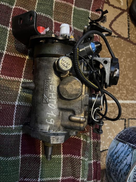 Топливна 1,9 дізель, дві епіка електро, одна механічна лукас