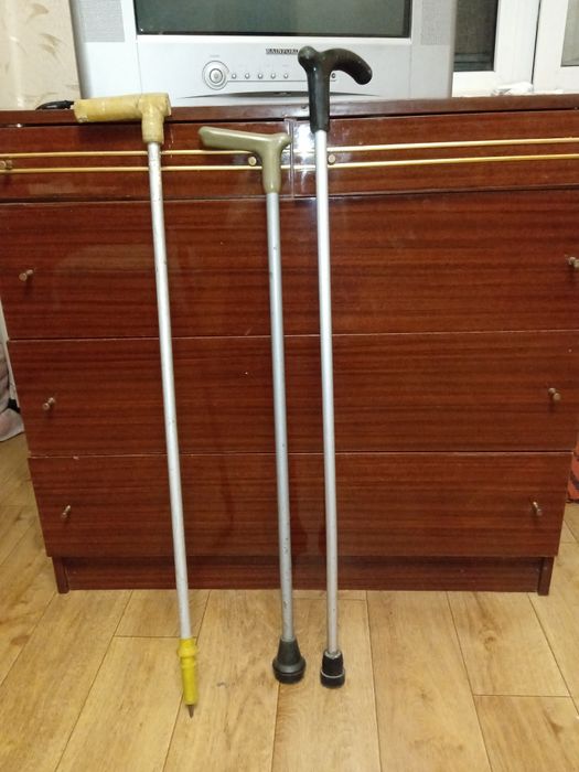 Трость для инвалидов