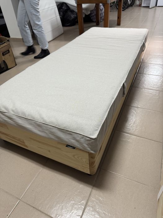 Colchão solteiro Ikea 80x200cm