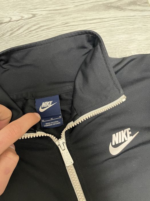 Олімпійка Nike.