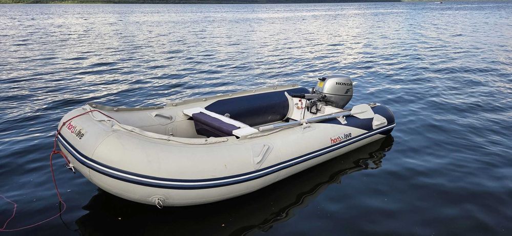 ponton Honda T35  z silnikiem Honda 20 KM