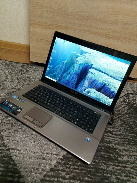 Игровой ноутбук Асус