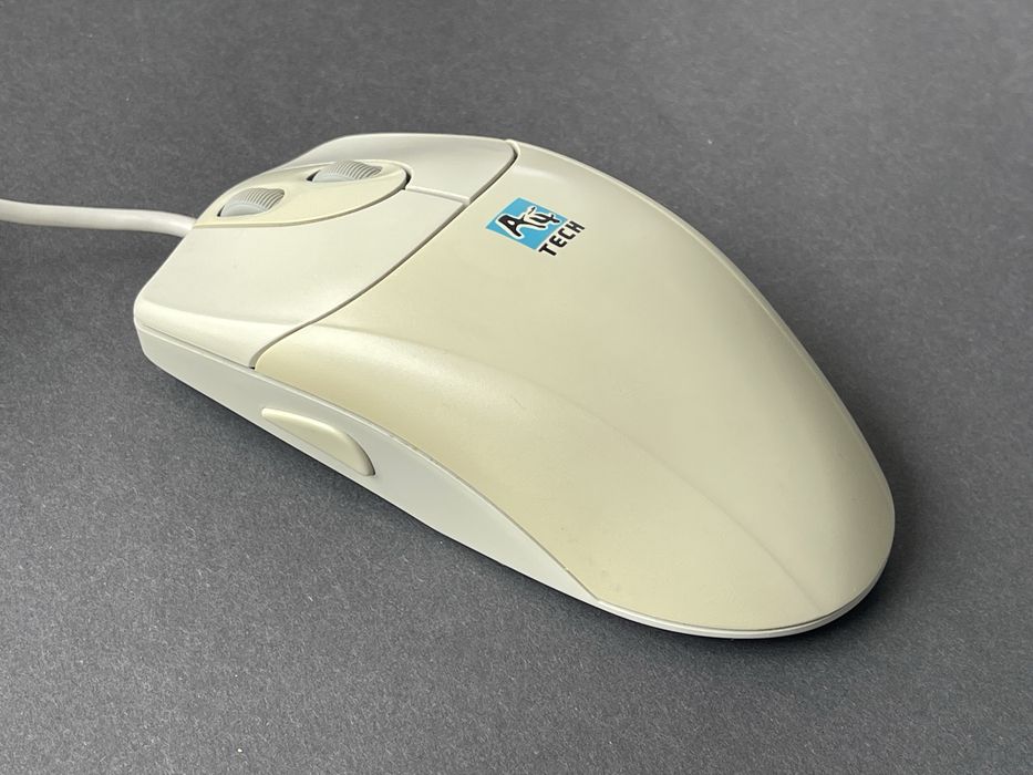 Stara myszka kulkowa PS2 marki A4Tech 4D WWW-25