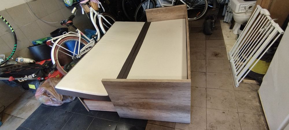 Sprzedam łóżko wysuwane 2 osobowe