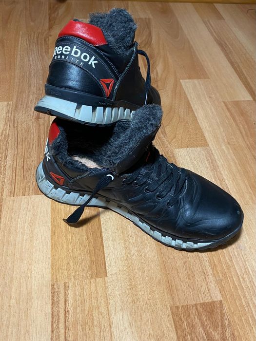 Шкіряні зимові кросівки