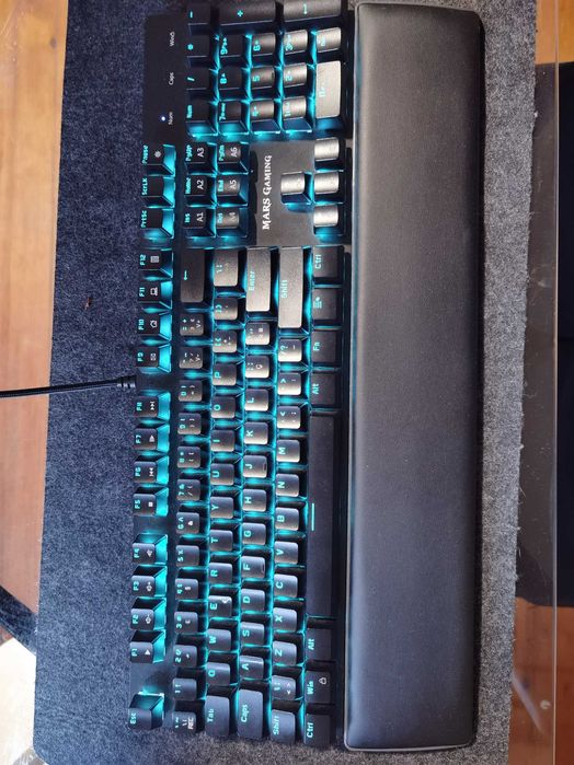 Teclado Gamer Mars Gaming - Preto e Azul