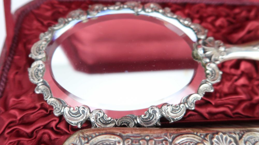 Caixa toucador antigo em prata