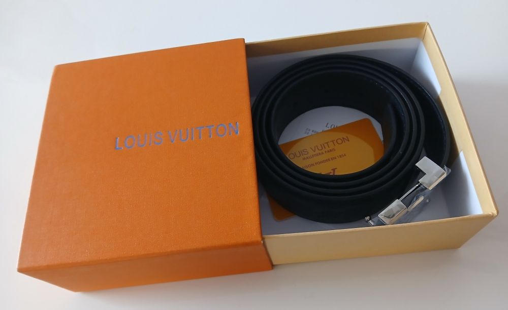 Pasek Louis Vuitton z pudełkiem