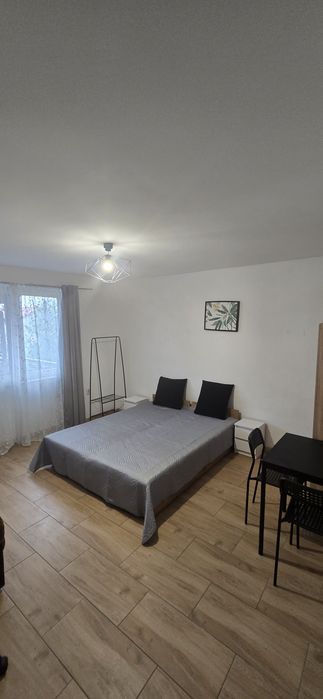 95 m2 mieszkanie na wynajem (4 pokoje)