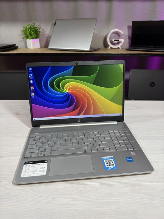 Ноутбук HP Laptop 15/i3-1115G4/8 Gb/SSD 256 Gb/Intel UHD Graphics 2 Gb