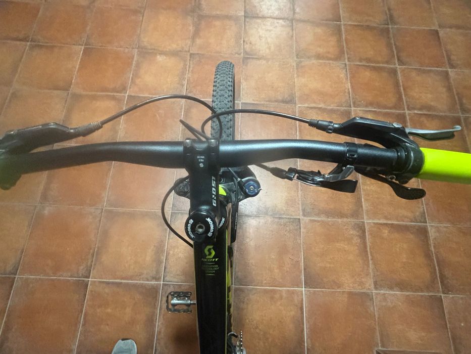 Bicicleta scott scale 980