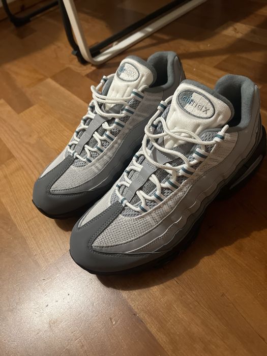 Air max 95 novos nunca usados com caixa