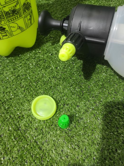 Опрыскиватель Мрия 2 л и 3 л ручной