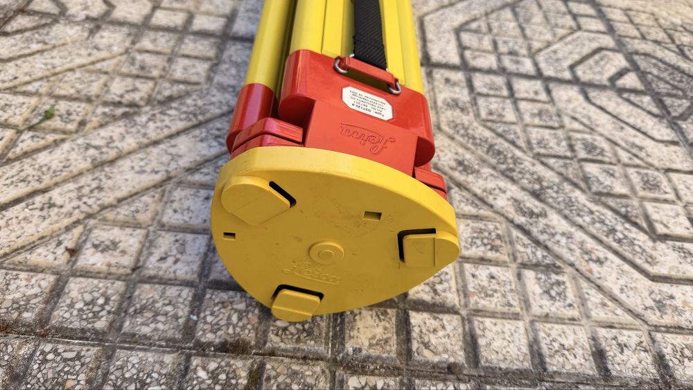 Tripe Topografico Leica