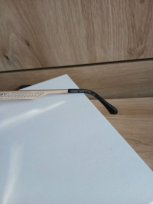 Okulary przeciwsłoneczne Fendi