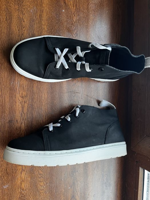 Практично нові  кросівки  кеди 45 розмір Dr.Martens оригінал