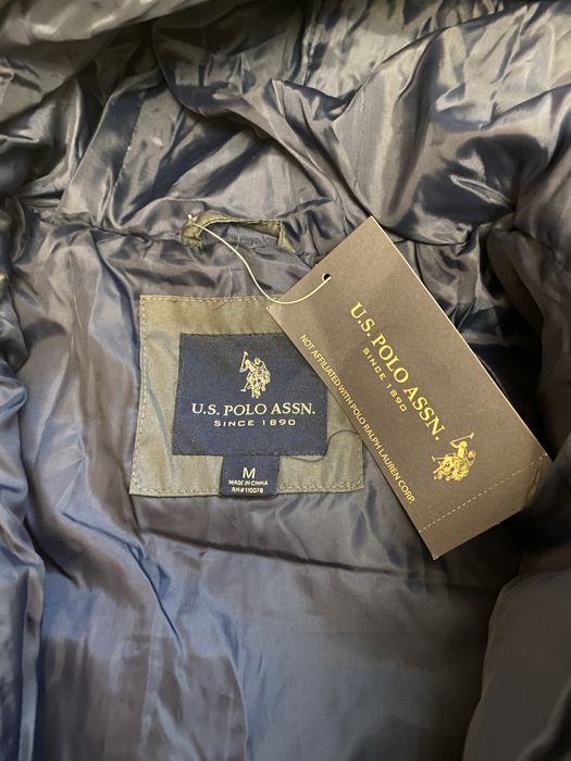 Зимова куртка чоловіча