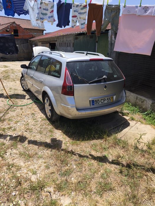 Renault Megane 2 1.5 DCI 2006 para arranjar ou peças.