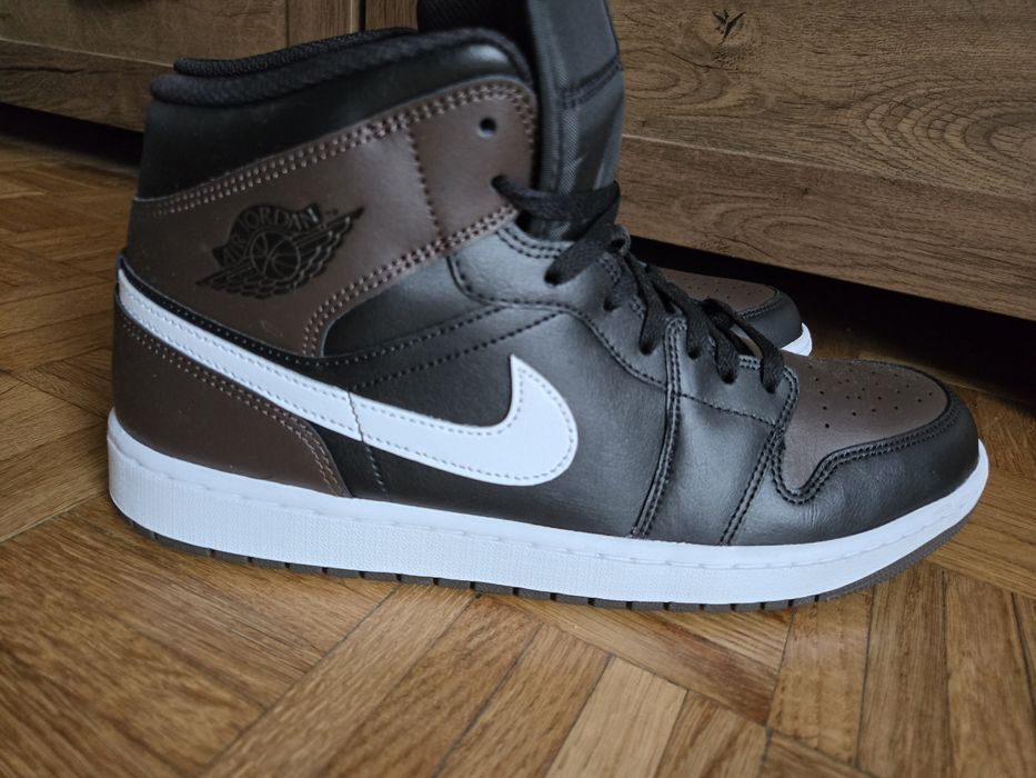 Air Jordan 1 Mid