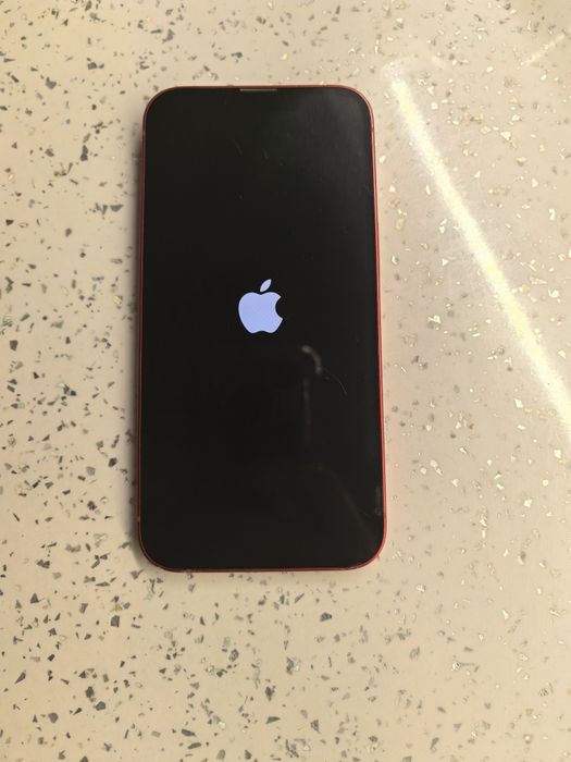 IPhone 13 w bardzo dobrym stanie
