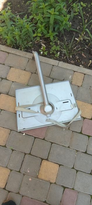 Подставка для телевизора