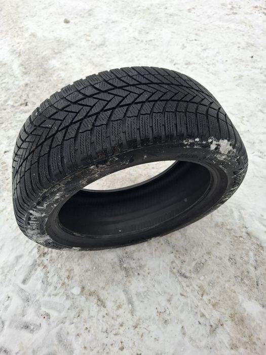Opona  zimowa Bridgestone Blizzak 245/45 18 R