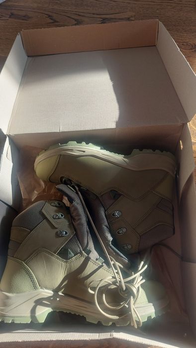 Продам берцы зимние