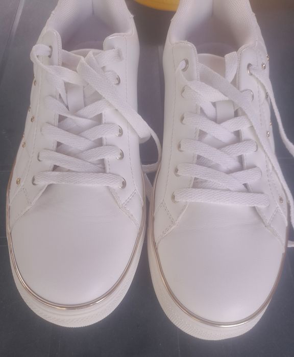 Buty sportowe z cyrkoniami roz 41