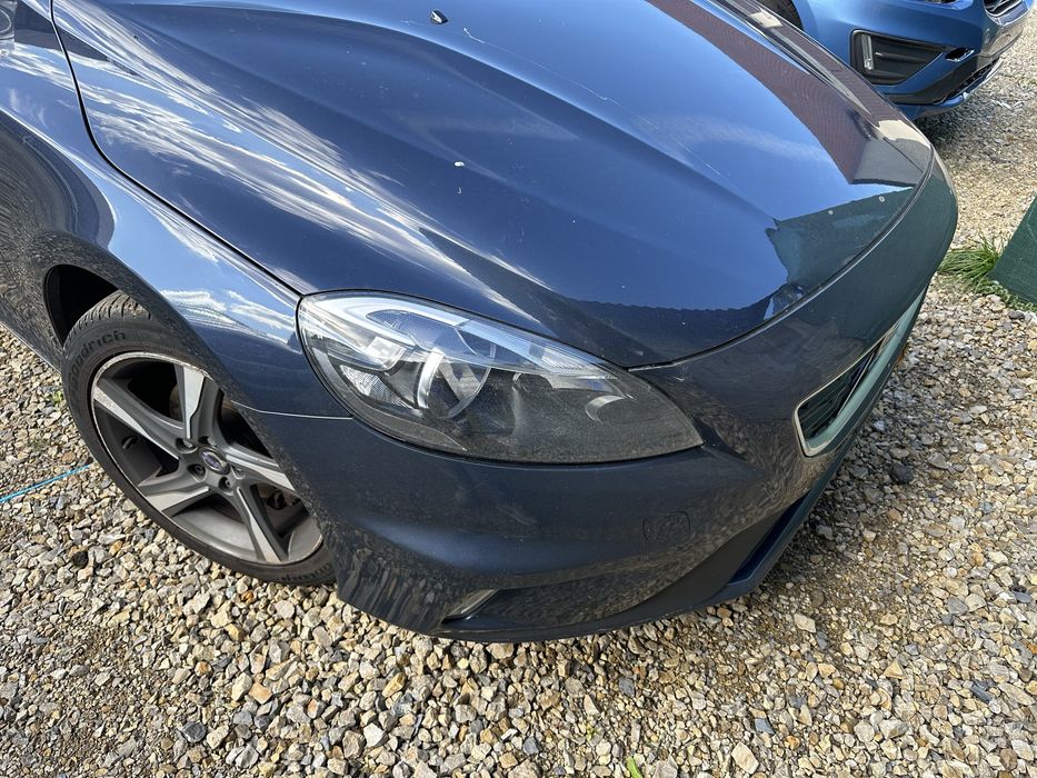 VOLVO V40 II 2017 kpl PRZÓD maska zderzak lampy błotnik pas 498 A-Z