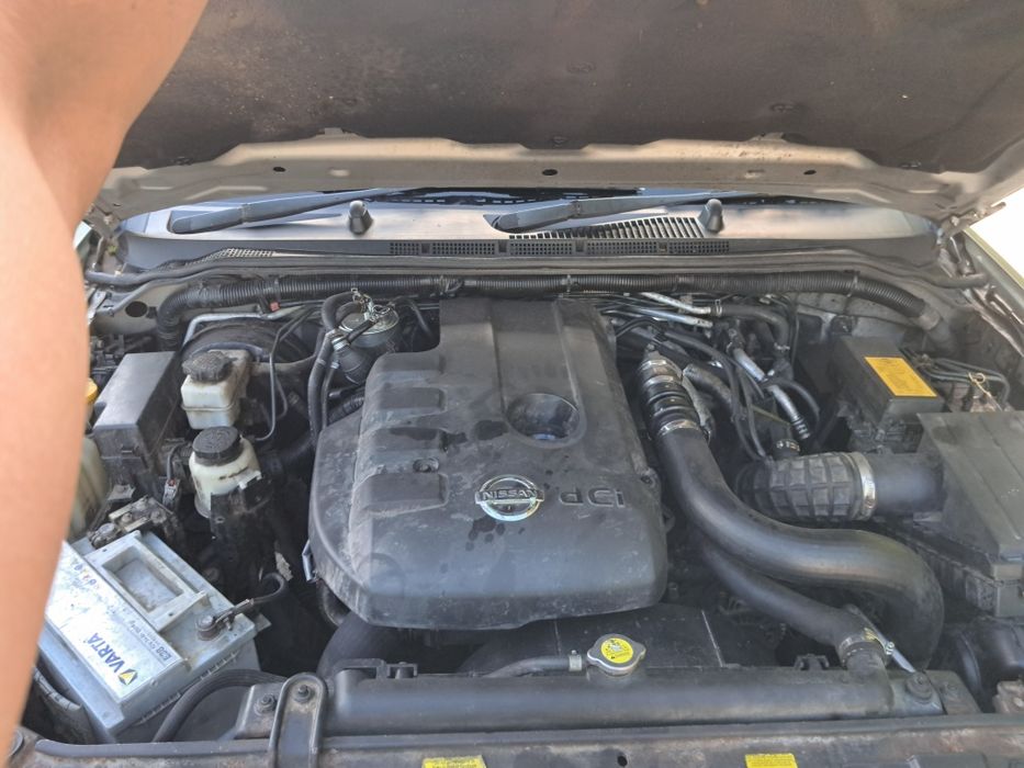 Nissan pathfinder 2.5 tdi