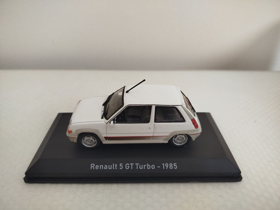 Miniatura Renault 5 GT Turbo 1/43 Nova