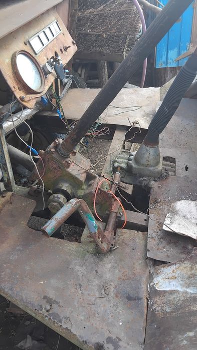 Продам трактор  саморобний .