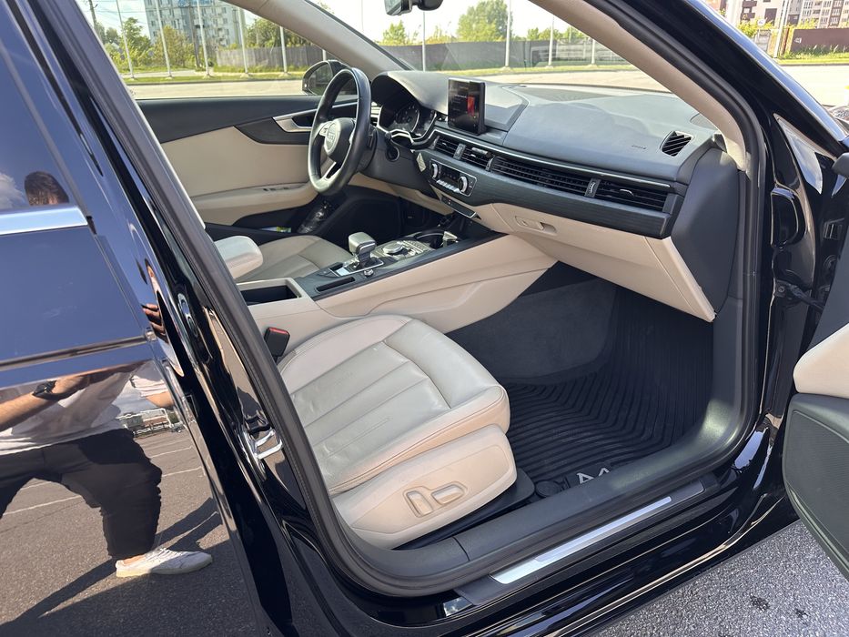 Audi A4 2019 Premium