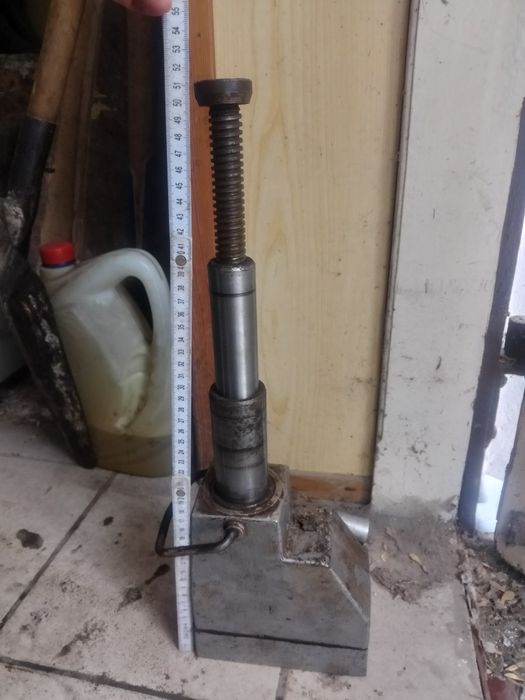 Podnośnik odsprzedam