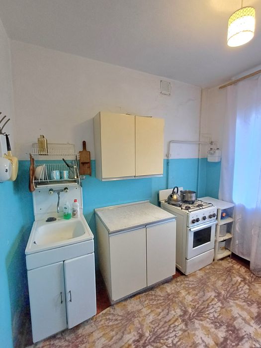 Продам 1 комнатную " Чешку" на 2/9 Космонавтов / 30-я школа