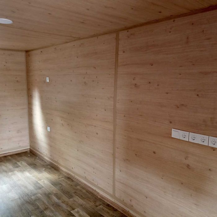 Утеплена побутівка з морського контейнера 20 футів -"заїжджай і живи"