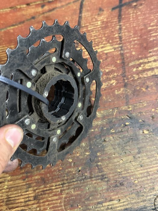 Kaseta shimano 7rzędowa HG