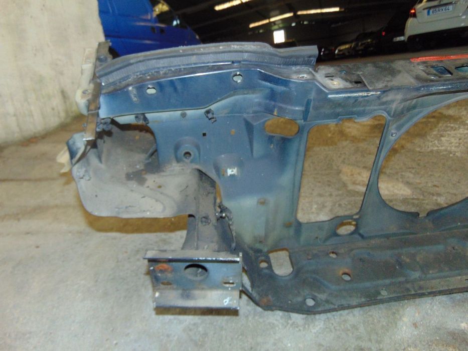 Volvo 480 frente de chapa " usado em bom estado