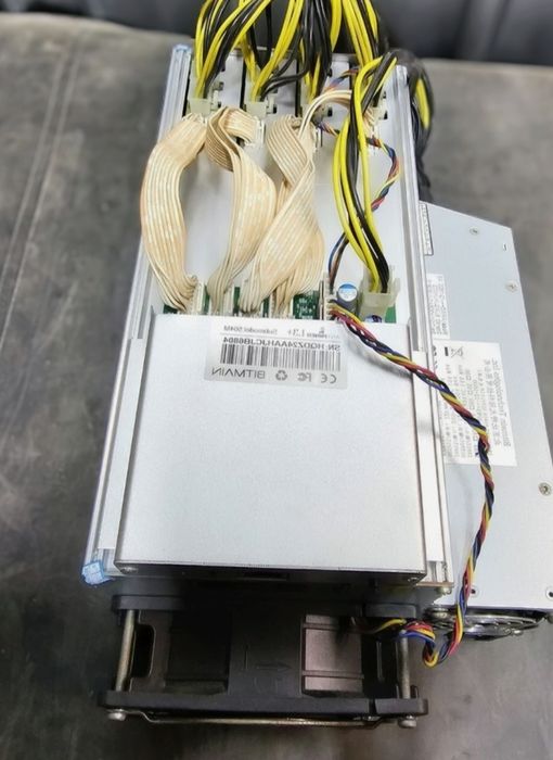 Bitmain Antminer L3+ płyta hasująca