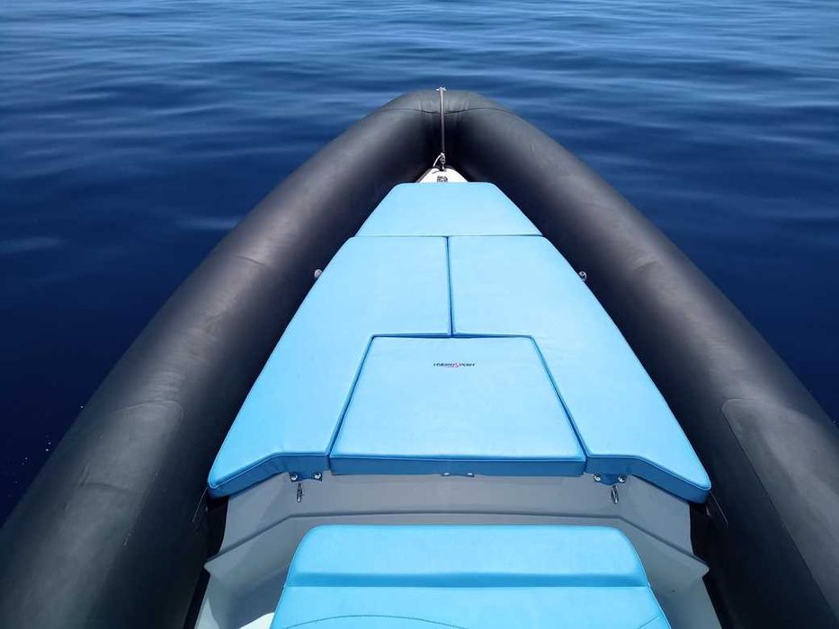 Semi-rígido Hydrosport RIB737 Sundeck novo