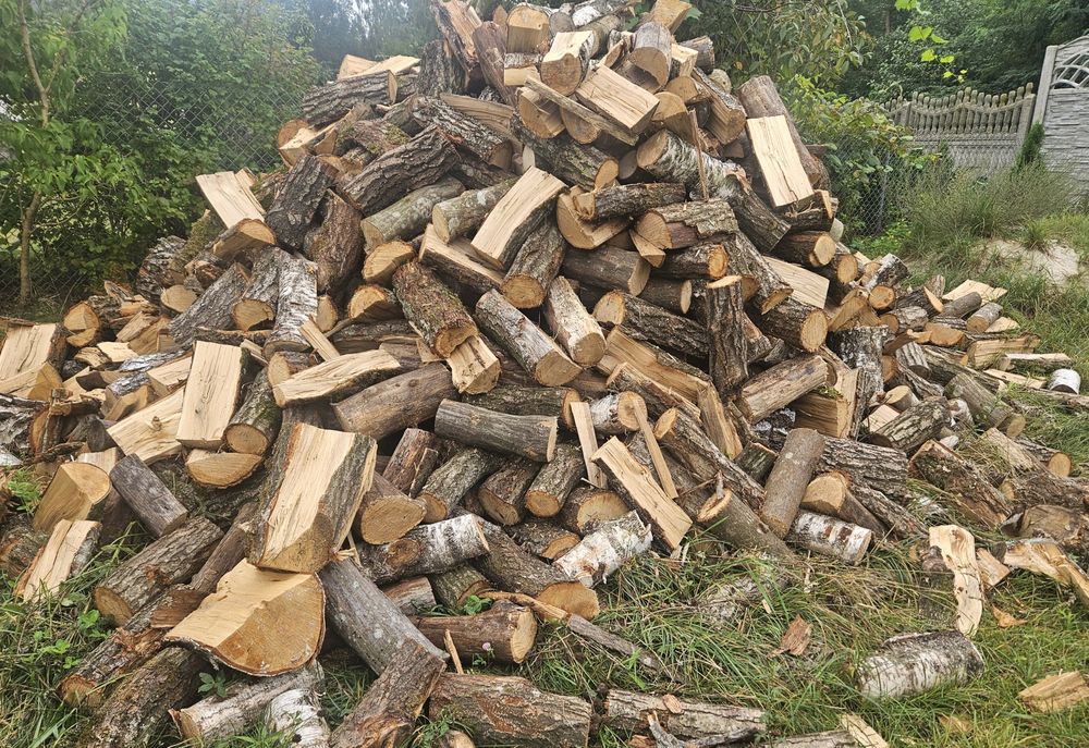 Drewno opałowe kominkowe sezonowane dąb dębina liściaste pocięte