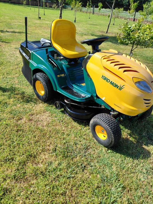 Trator cortao relva  VARD-MAN  16CV