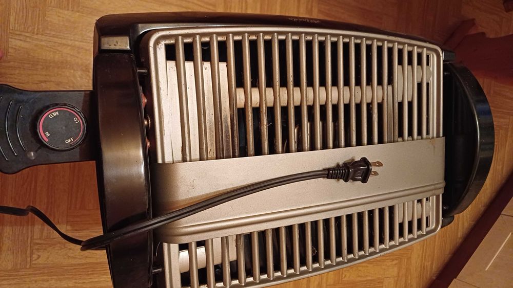 GRILL  De Longhi amerykański na prąd