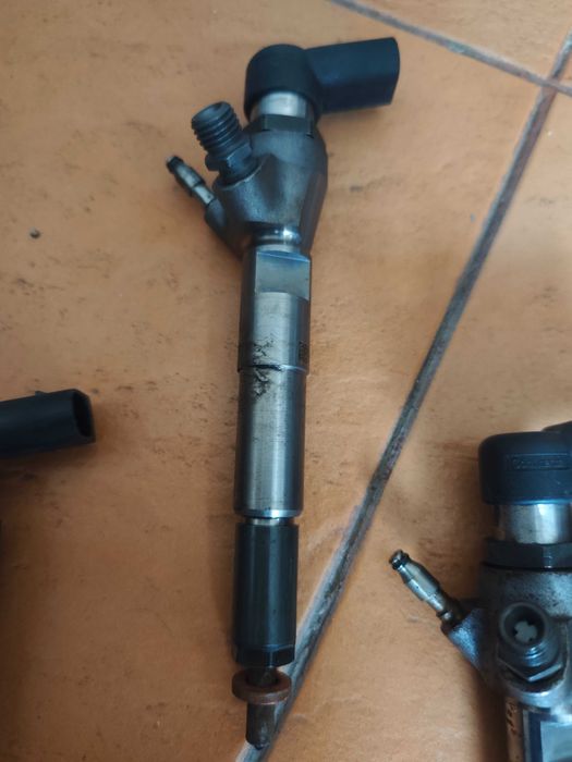 Injetores Renault Megane 1.5DCi 110C (com problemas descrição)