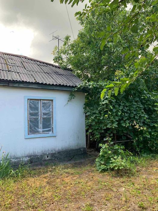 Терміново продається  будинок  по вул. Сосновського (Військове містечко дальній район)розглядаю продаж за сертифікат