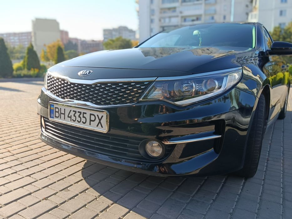 Авто KIA K5 2016 газ