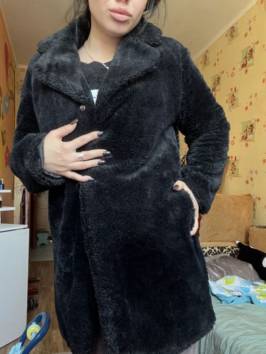 Шубки черные , курточка